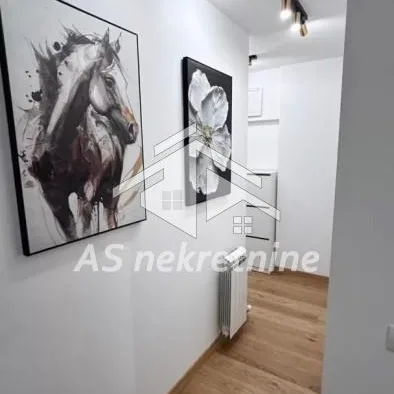 Dvosoban stan za izdavanje, Saobraćajni Fakultet, Beograd, 45m², 900 €/mes