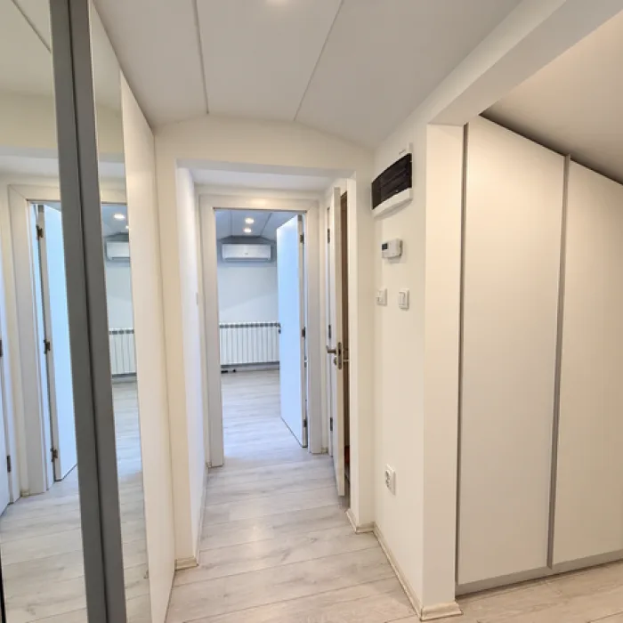 Trosoban stan na prodaju, Bulbulder, Beograd, 79m², 285.000 €