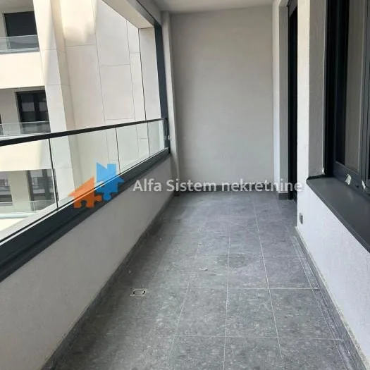 Stan Izdavanje Beograd Blok 65 77 m2