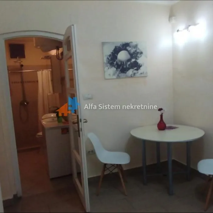 Dvosoban stan za izdavanje, Neimar, Beograd, 51m², 650 €/mes