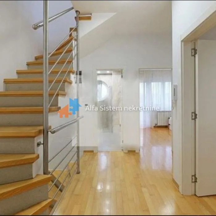 Kuća za izdavanje, Dedinje, Beograd, 250m², 2.300 €/mes