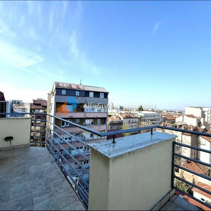 Stan Prodaja Beograd Kalenić Pijaca 208 m2