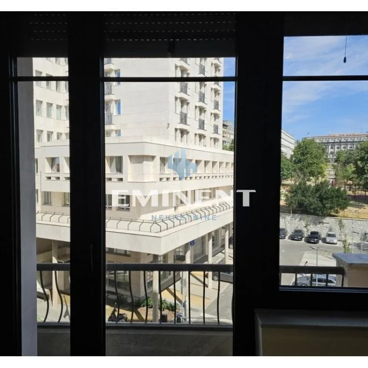 Lokal Izdavanje Beograd Balkanska 50 m2