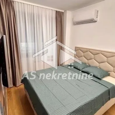 Dvosoban stan za izdavanje, Saobraćajni Fakultet, Beograd, 45m², 900 €/mes