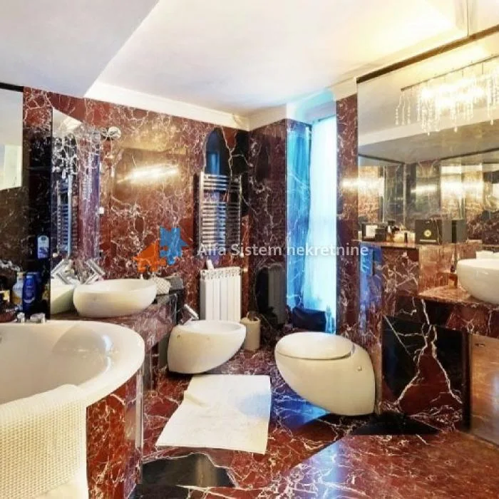 Kuća za izdavanje, Učiteljsko Naselje, Beograd, 365m², 4.500 €/mes