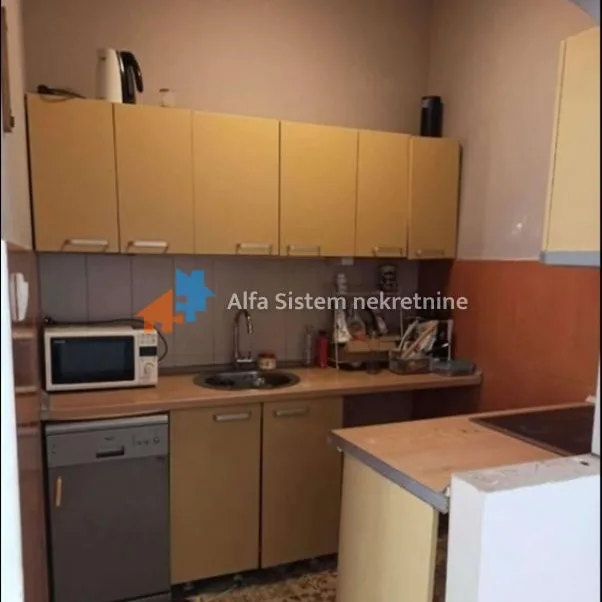 Stan Izdavanje Beograd Krunska 132 m2