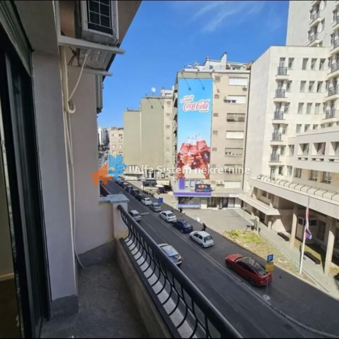 Stan Izdavanje Beograd Savski Trg 50 m2