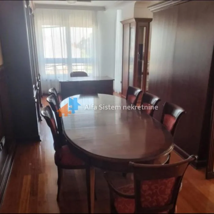 Stan Izdavanje Beograd Dorćol 120 m2