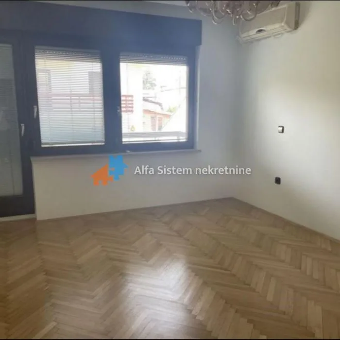 Kuća Izdavanje Beograd Voždovačka Crkva 360 m2