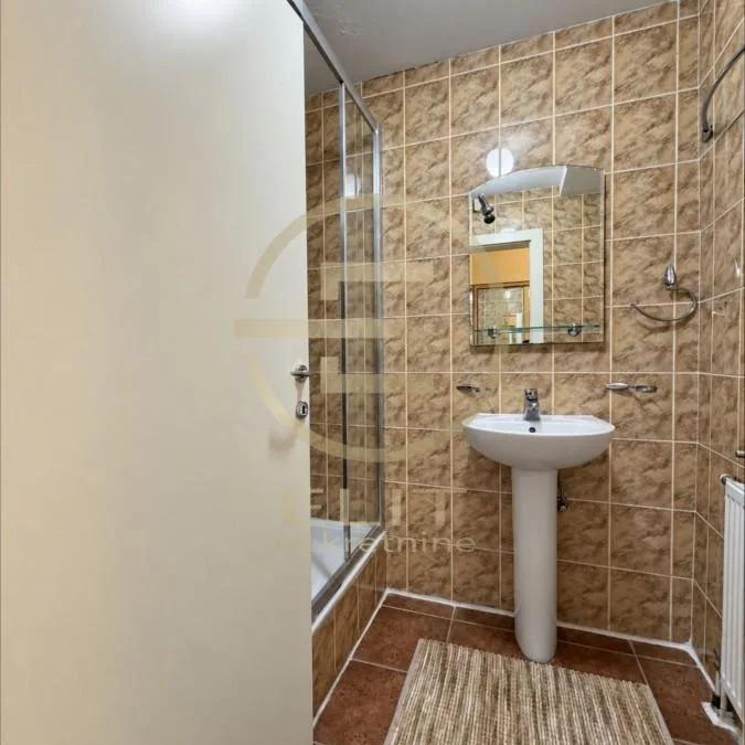Jednosoban stan za izdavanje, Grbavica, Novi Sad, 30m², 400 €/mes