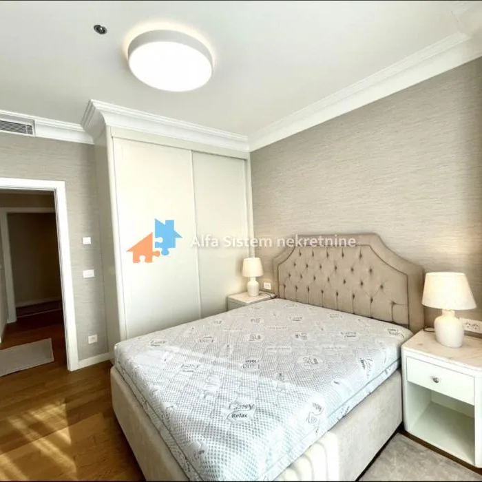 Četvorosoban stan za izdavanje, Blok 65, Beograd, 123m², 3.000 €/mes