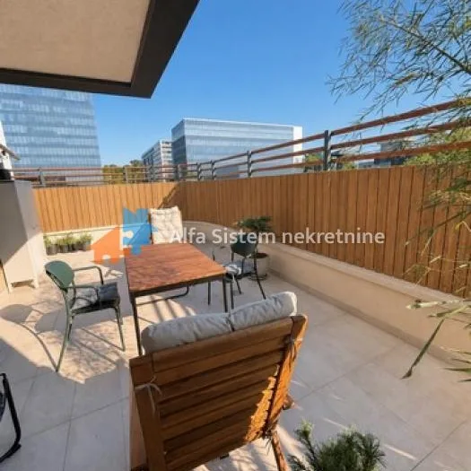 Trosoban stan za izdavanje, Blok 65, Beograd, 81m², 2.200 €/mes