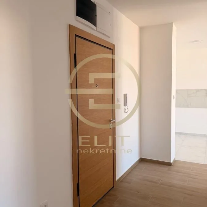 Stan Prodaja Novi Sad  65 m2