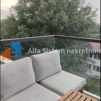 Trosoban stan za izdavanje, Lekino Brdo, Beograd, 73m², 1.280 €/mes
