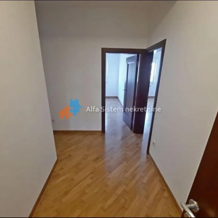 Petosoban stan za izdavanje, Karađorđev Park, Beograd, 172m², 2.000 €/mes