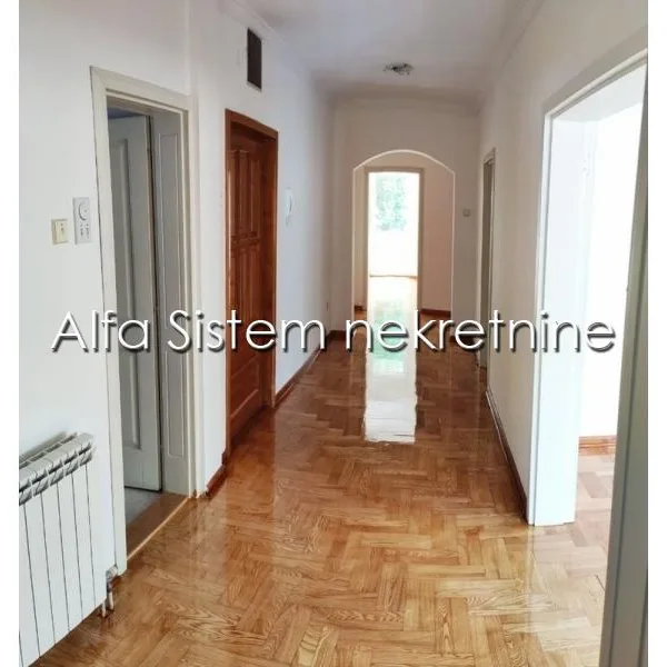 Stan Izdavanje Beograd  147 m2