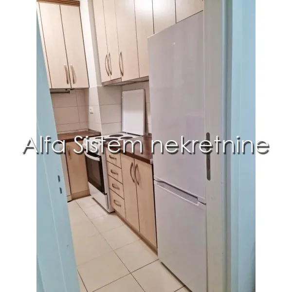 Stan Izdavanje Beograd  85 m2