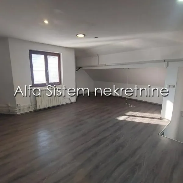 Lokal Izdavanje Beograd Blok 11c - Stari Merkator 220 m2