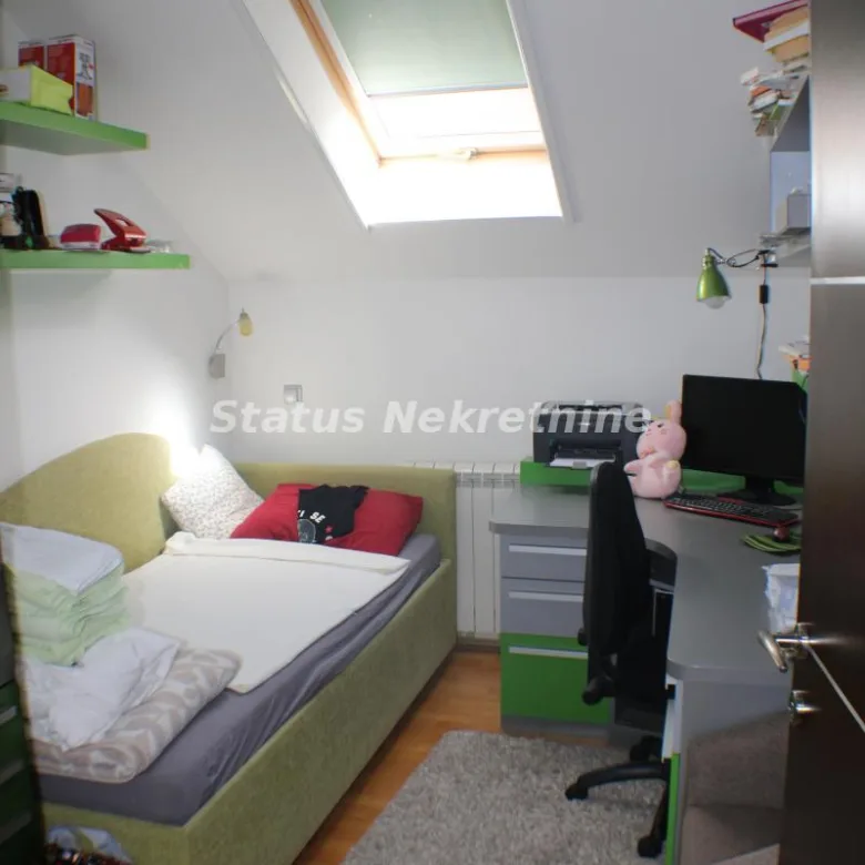 Lokal na prodaju, Beočin, 613m², 410.000 €