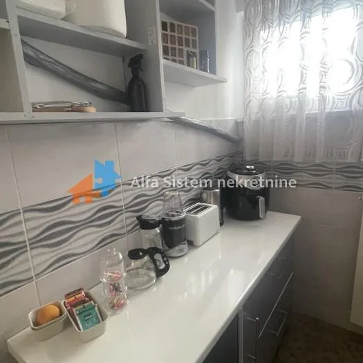 Trosoban stan za izdavanje, Beograđanka, Beograd, 64m², 1.200 €/mes