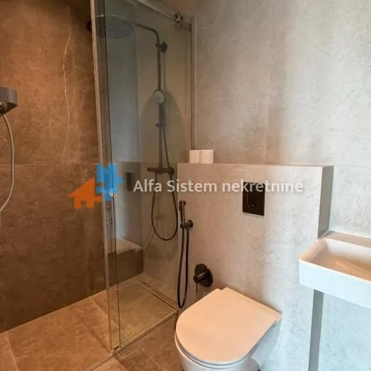 Stan Izdavanje Beograd Blok 65 135 m2