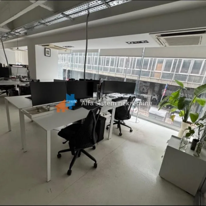 Lokal Izdavanje Beograd Skupština 281 m2