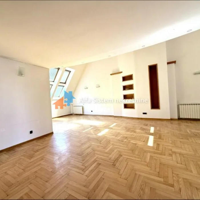 Višesoban stan na prodaju, Kalenić Pijaca, Beograd, 208m², 620.000 €