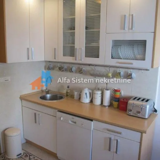 Stan Izdavanje Beograd Dedinje 90 m2