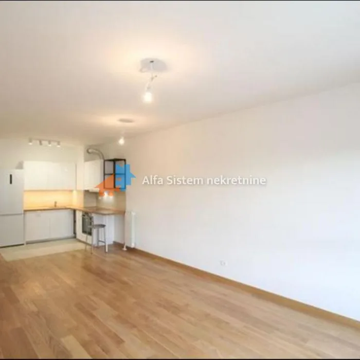 Stan Izdavanje Beograd Blok 65 105 m2