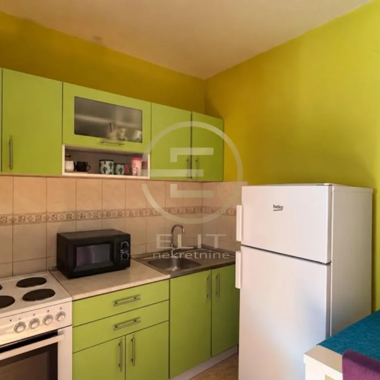 Stan Prodaja Novi Sad  39 m2