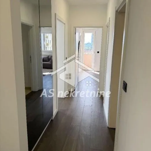 Četvorosoban stan za izdavanje, Beograd na Vodi, Beograd, 80m², 5. sprat, 1.850 €/mes