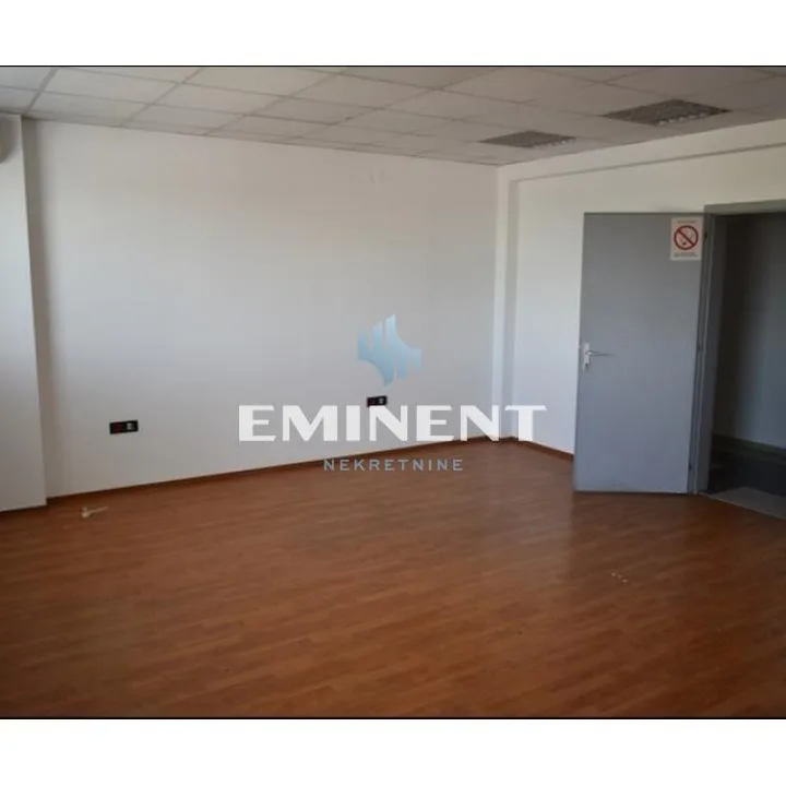 Lokal Izdavanje Beograd Gornji Grad 216 m2