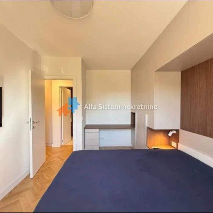 Četvorosoban stan za izdavanje, Bežanijska Kosa 2, Beograd, 90m², 4. sprat, 2.000 €/mes