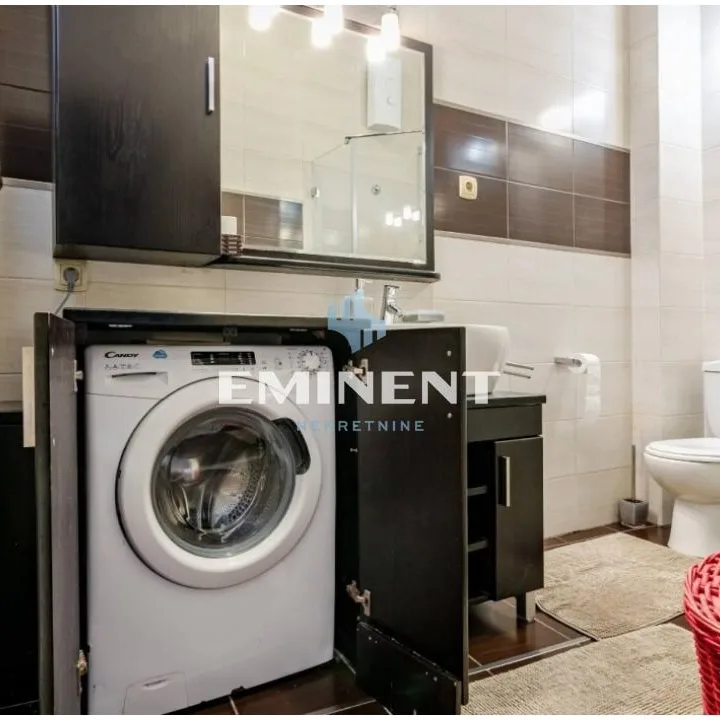 Trosoban stan za izdavanje, Zeleni Venac, Beograd, 80m², 1.500 €/mes