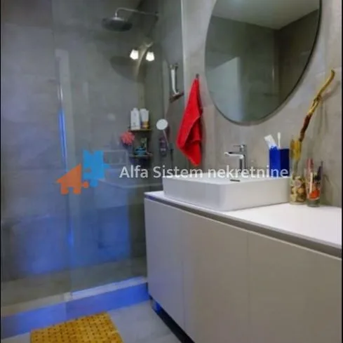 Trosoban stan za izdavanje, Lekino Brdo, Beograd, 73m², 1.280 €/mes