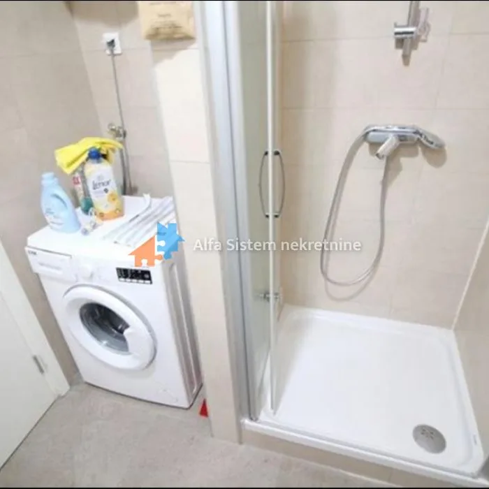Trosoban stan za izdavanje, 27. Marta, Beograd, 115m², 2.000 €/mes
