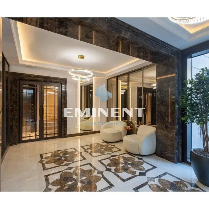 Četvorosoban stan na prodaju, Slavija, Beograd, 115m², 620.000 €