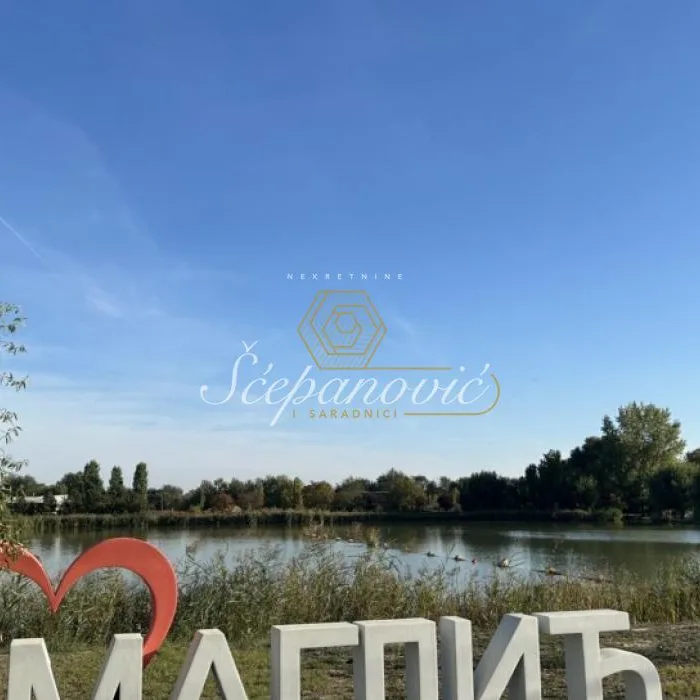 Plac Prodaja Bački Petrovac  8071 m2
