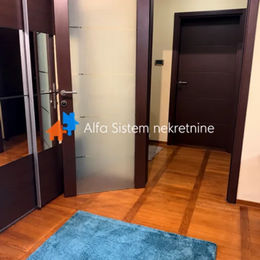 Stan Izdavanje Beograd Južni Bulevar 75 m2
