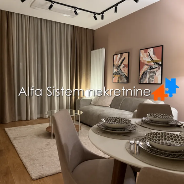 Stan Izdavanje Beograd Kalenić Pijaca 55 m2