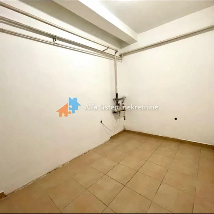 Lokal za izdavanje, Kluz, Beograd, 350m², 2.300 €/mes