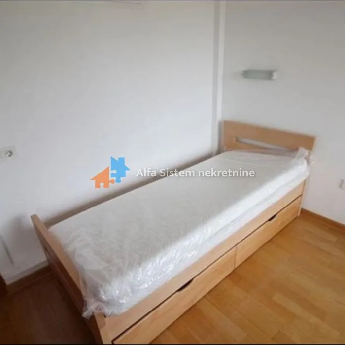 Četvorosoban stan za izdavanje, Senjak, Beograd, 157m², 2.200 €/mes