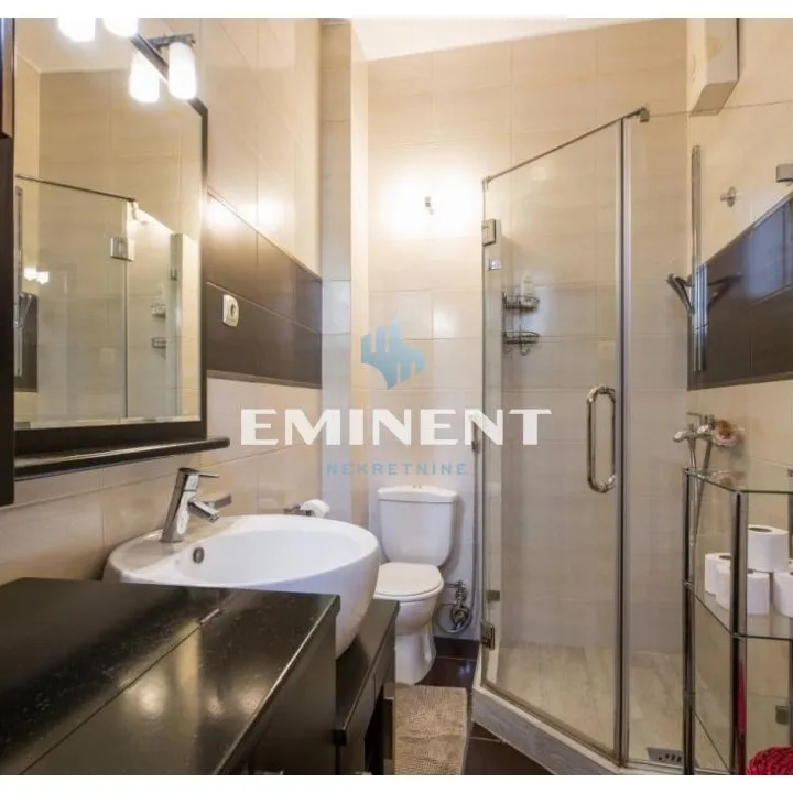 Trosoban stan za izdavanje, Zeleni Venac, Beograd, 80m², 1.500 €/mes