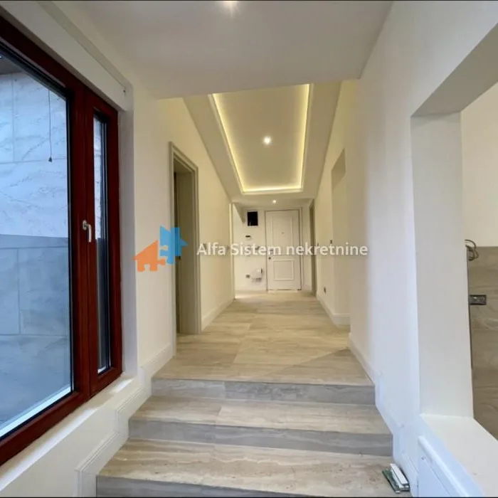 Četvorosoban stan za izdavanje, Senjak, Beograd, 174m², 3.200 €/mes
