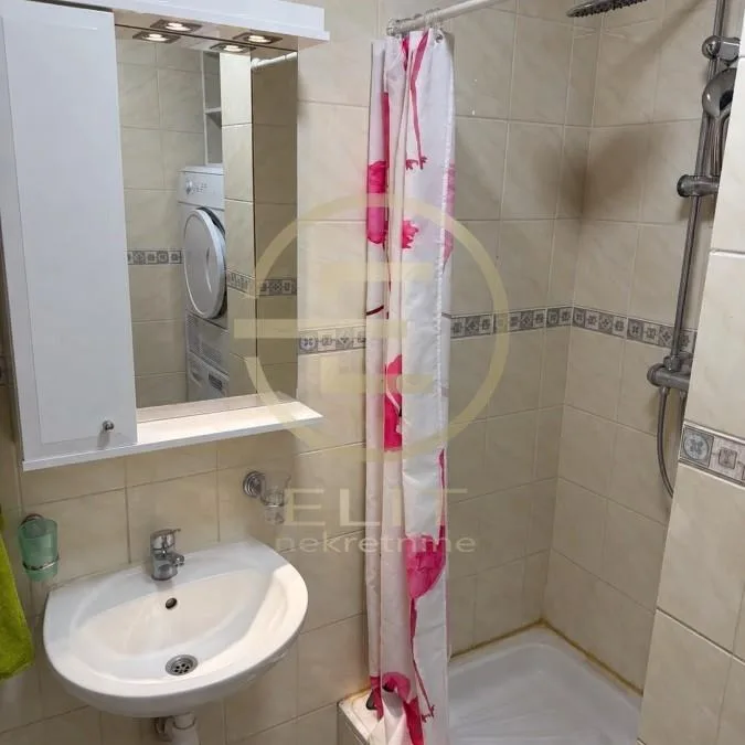 Stan Prodaja Novi Sad  39 m2