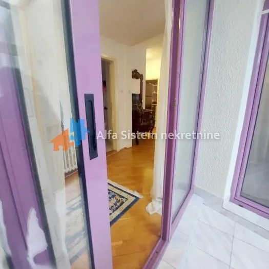 Četvorosoban stan za izdavanje, Banovo Brdo, Beograd, 140m², 1.100 €/mes