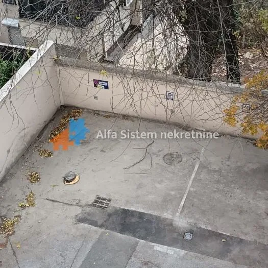Lokal za izdavanje, Dedinje, Beograd, 155m², 1.800 €/mes