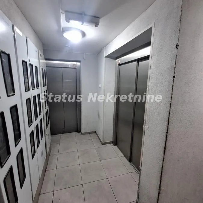 Garsonjera na prodaju, Bulevar Evrope, Novi Sad, 35m², 124.400 €