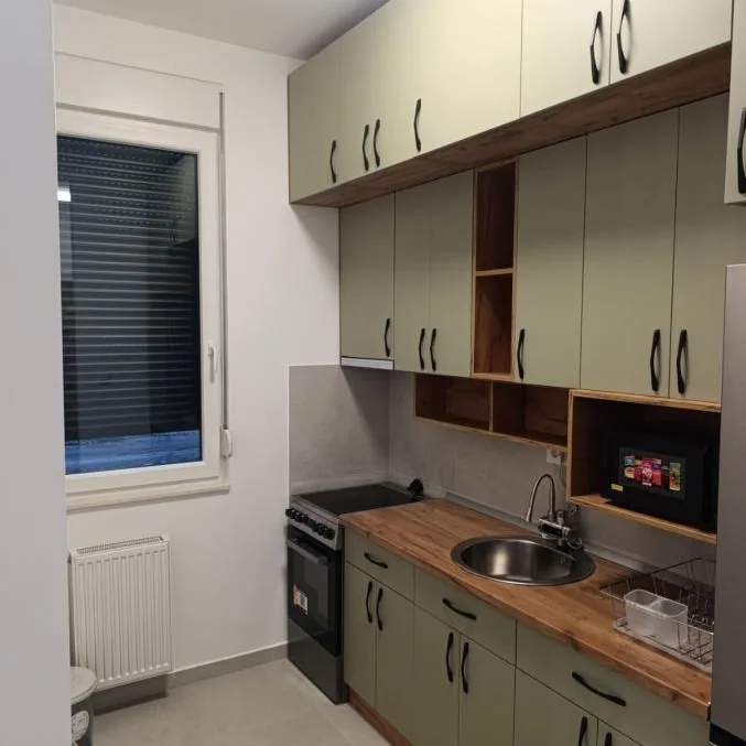 Stan Izdavanje Novi Sad  40 m2