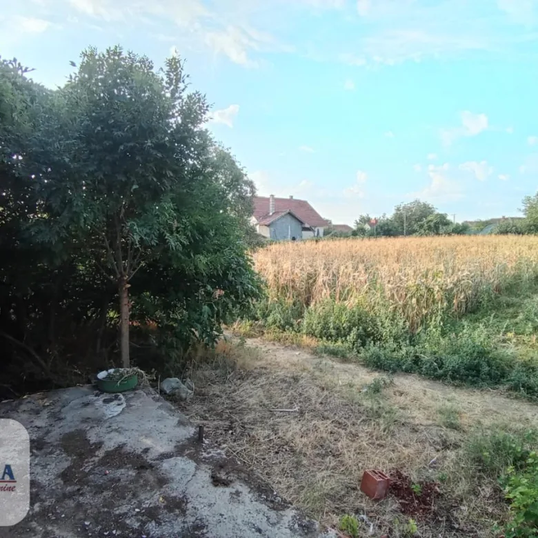 Kuća Prodaja Paraćin  77 m2